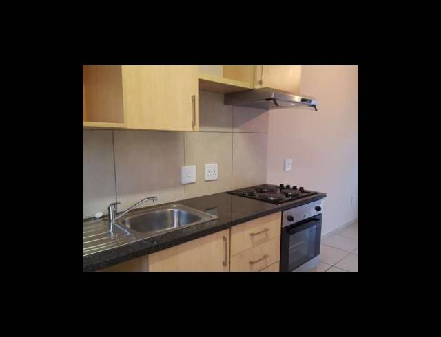 2 BEDROOM APARTMENT FOR SALE IN LAKEFIELD